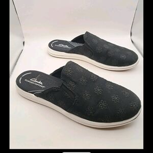 Clarks Cloudsteppers Floral Slip-On Loafers